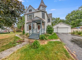 200 S Maple St, Somonauk, IL 60552