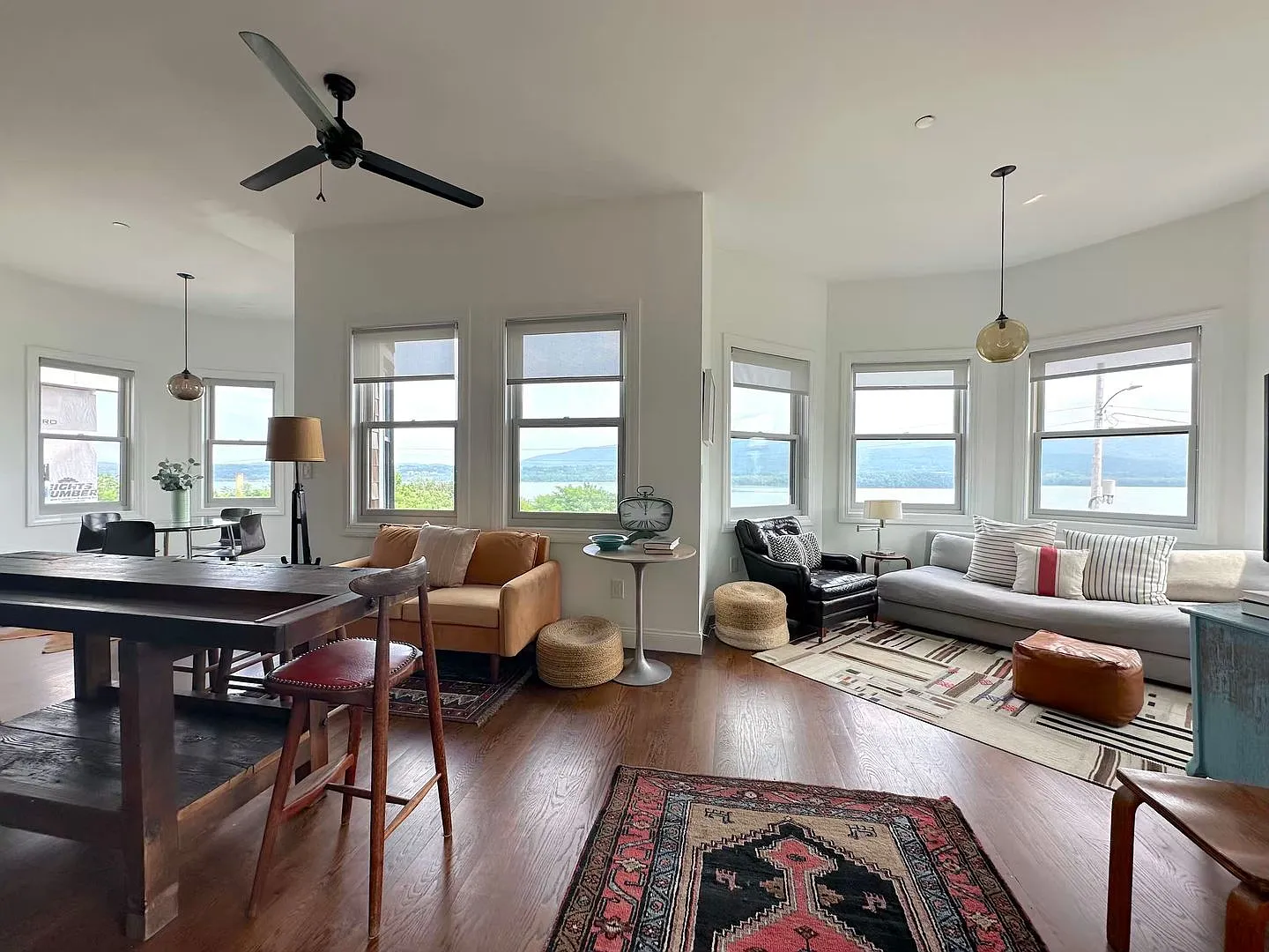 2 Courtney Ave — Photo 2
