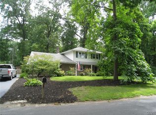 1495 Stafore Dr, Bethlehem, PA 18017