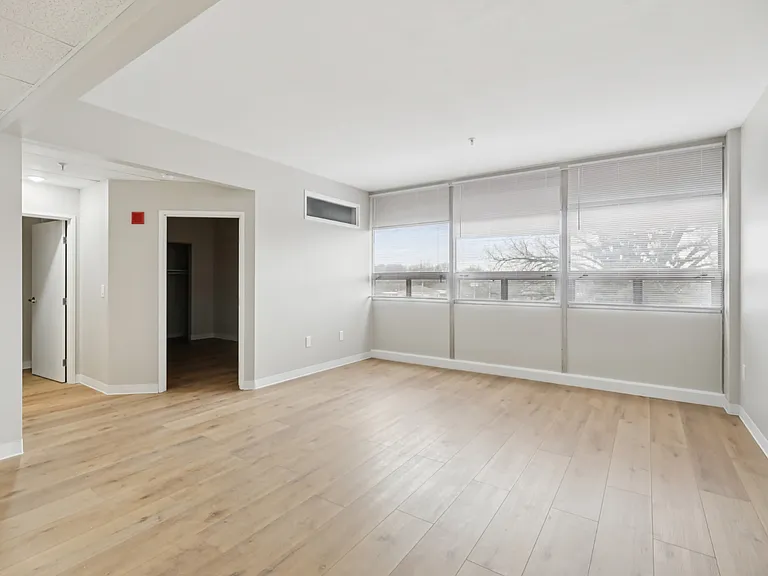 Spacious Living at Heritage Lofts, Piqua — Photo 53