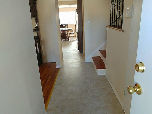 3rd image of 47 Pasadena Dr
