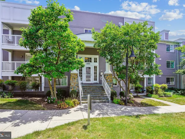 4083 S Four Mile Run Dr Unit 102, Arlington, VA 22204