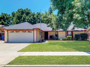 2264 Sierra Ave, Clovis, CA 93611