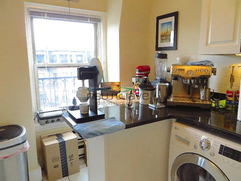 1 bed, 500 sqft, $2,650 — Photo 3