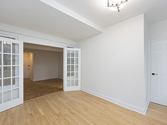 4th image of 251 W 74th St APT 5A
