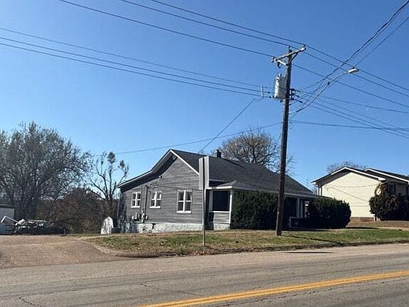 3rd image of 505 W Main St