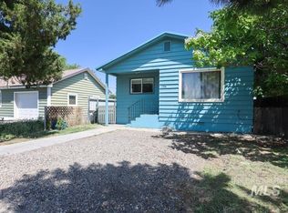 736 SE 3rd St, Ontario, OR 97914