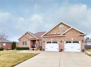 1418 Trevino Dr, Jackson, MO 63755