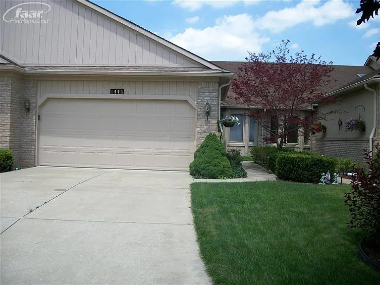 6446 Western Way photo 1