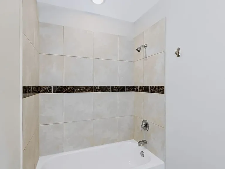5693 Rattlesnake Hammock Rd #203 — Photo 25