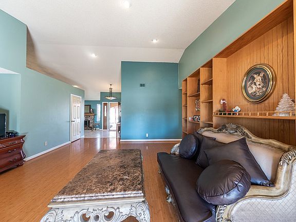 5th image of 29231 San Jacinto Ave
