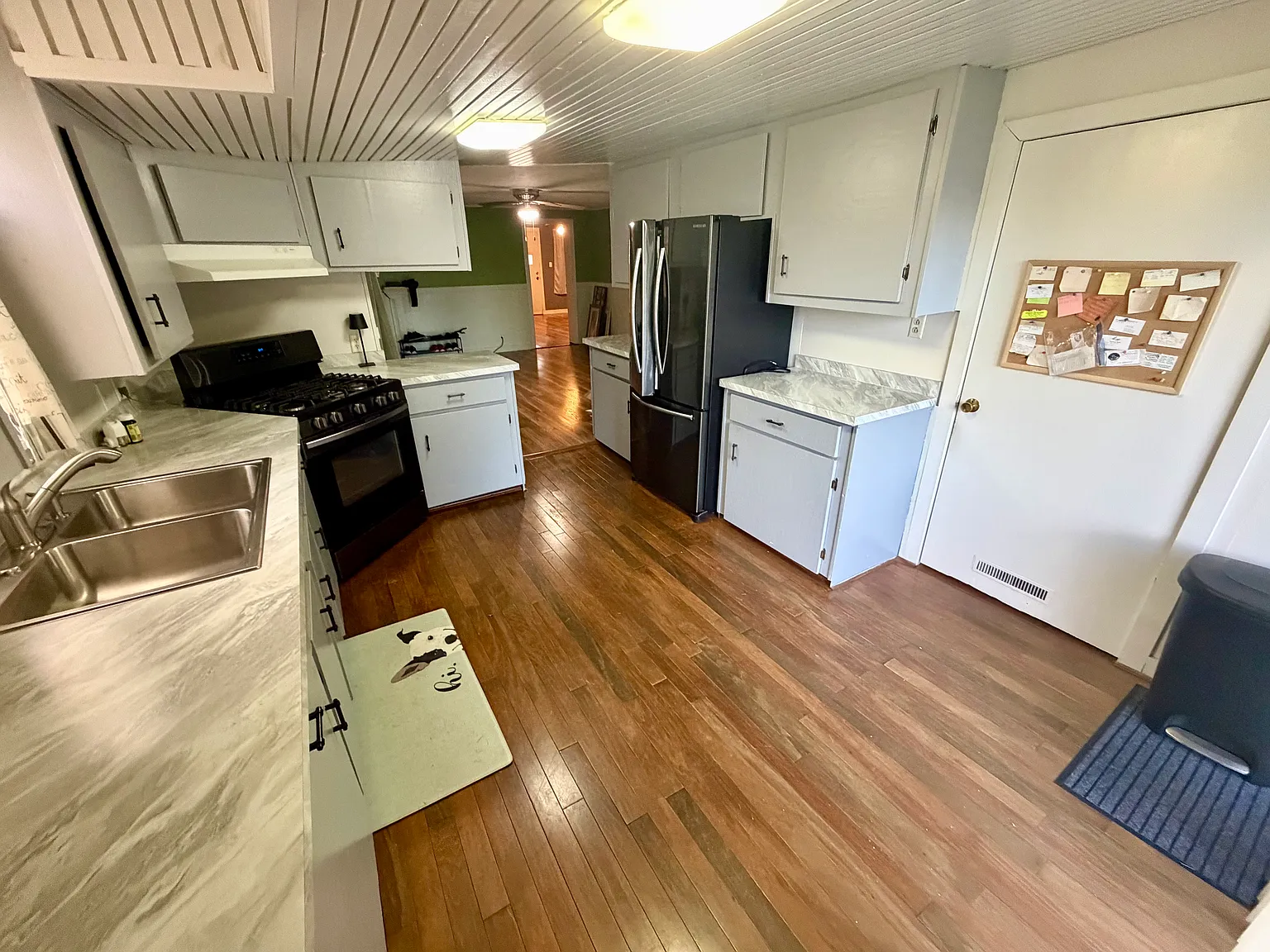 3 bed, 1275 sqft, $1,275 — Photo 4