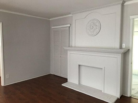 5th image of 231 N Cordova St