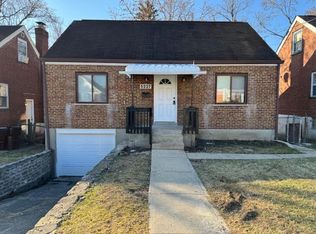 5227 Parkview Ave, Cincinnati, OH 45238