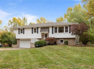 128 SE 215th Rd, Warrensburg, MO 64093