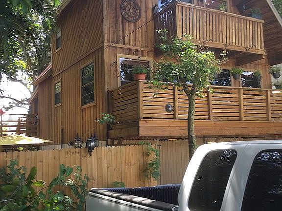3rd image of 11525 58th St