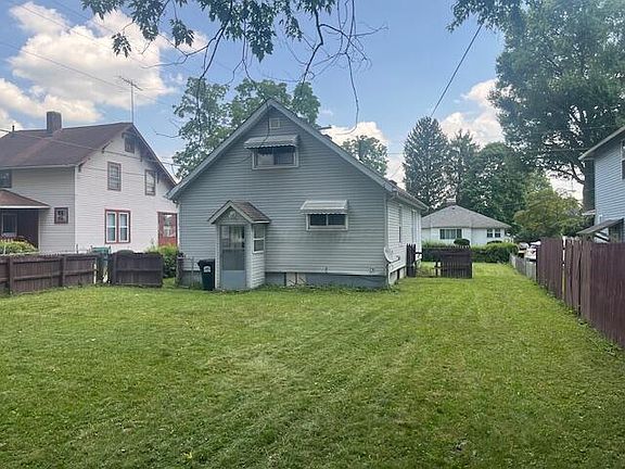 2nd image of 91 N 22nd St