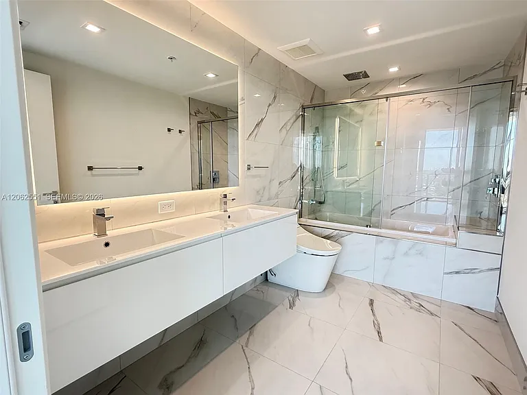 1170 E Hallandale Bch #1106 — Photo 12