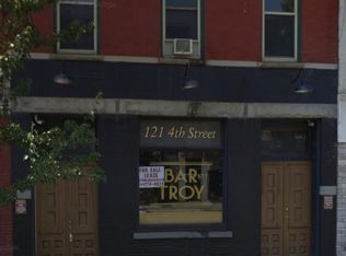 121 4th St, Troy, NY 12180