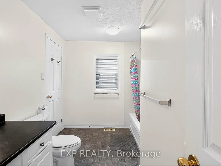 600 Winterberry Ave — Photo 19