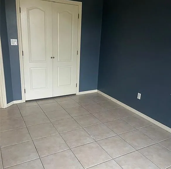 1808 Yellowbrick Rd — Photo 9