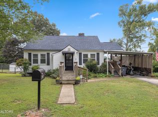 400 Hiawassee Ave, Knoxville, TN 37917