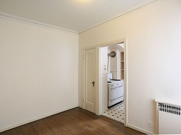 5th image of 330 W Portal Ave #204-U