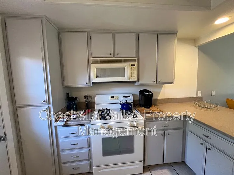 82135 Bergman Dr — Photo 19