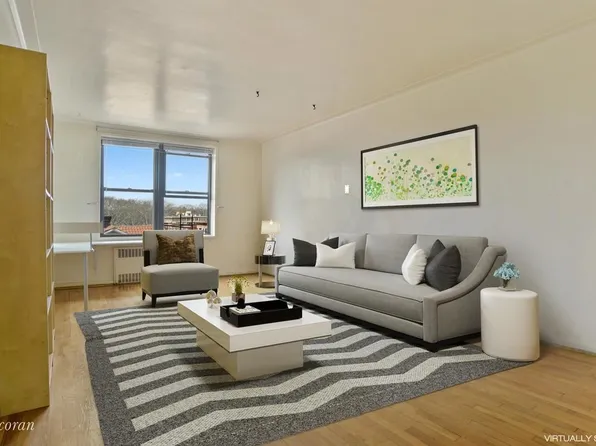 110 Ocean Pkwy APT 4A, Brooklyn, NY 11218