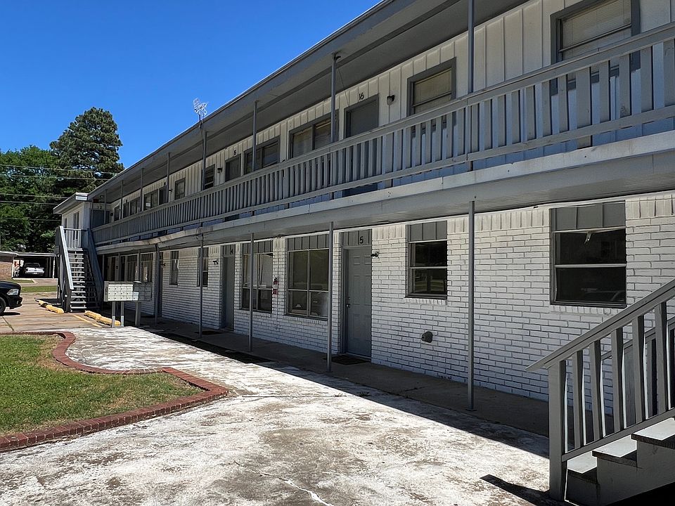 1st image of 3620 Elizabeth St #10