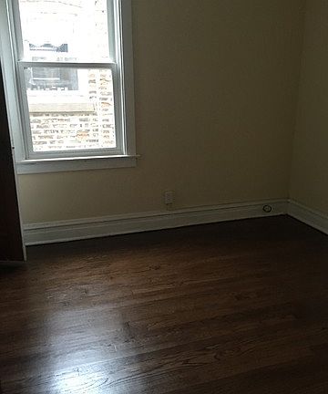3rd image of 1635 S 47th Ct