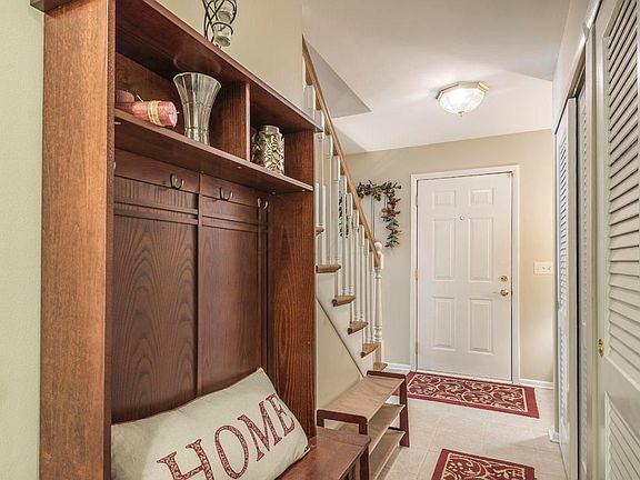 3rd image of 1356 Bosworth Pl