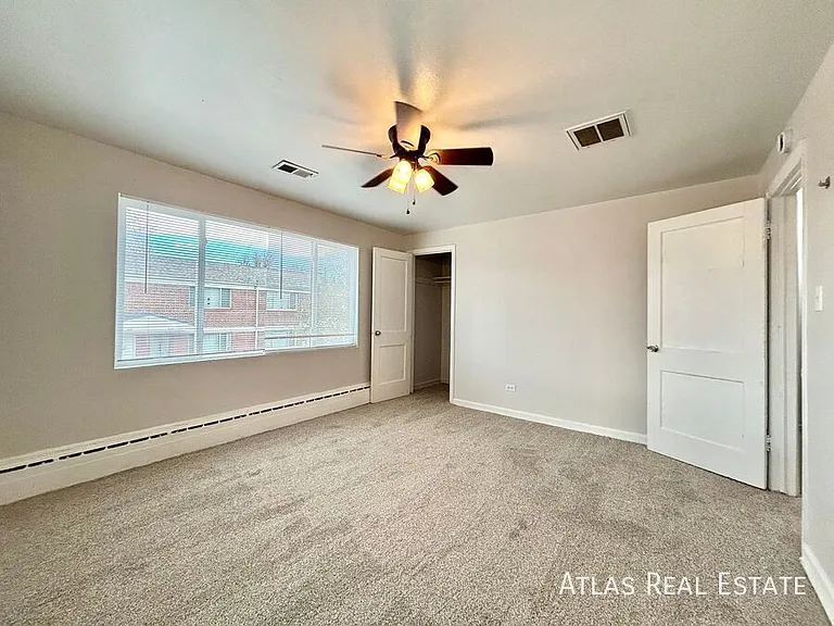 1853 W Mosier Pl — Photo 11