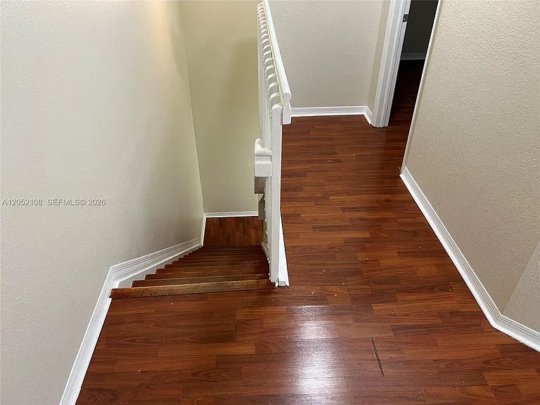 100 SW 15th Ave — Photo 26