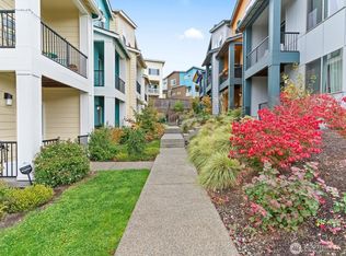 9876 11th Ave SW, Seattle, WA 98106