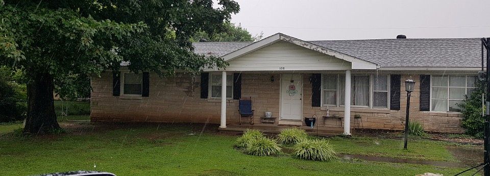 1st image of 108 Lawson St