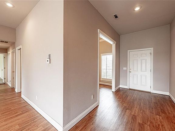 5th image of 4297 W Bell Flower Dr