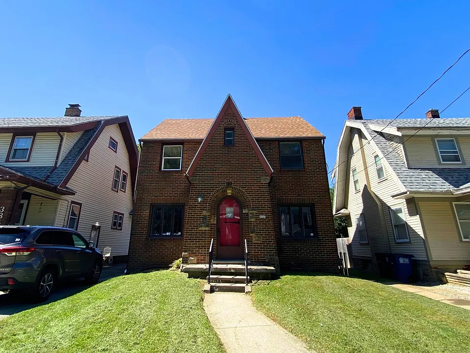 3847 Revere Dr