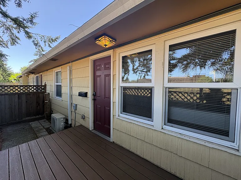 OR - 4701, 4703, 4705, 4711 NE 55th Ave - KF - 4701 — Photo 1