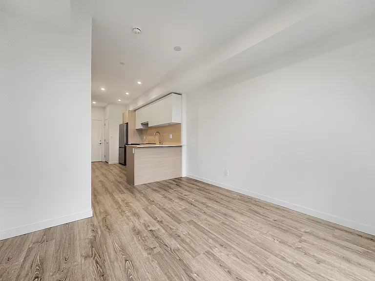 10828 139a St #4XX — Photo 6