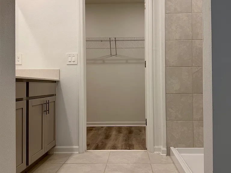 1005 Harold Pass — Photo 33