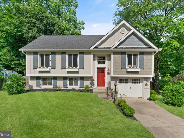 7703 Middle Valley Dr, Springfield, VA 22153