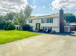 7 Charles St, Salem, NH 03079
