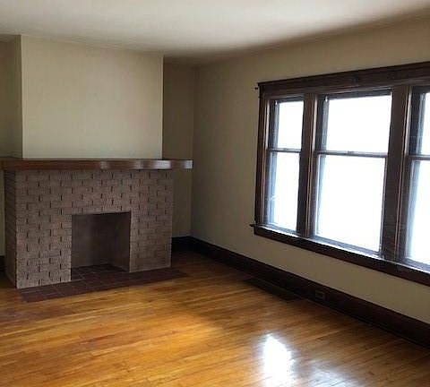 3rd image of 1533 Westwood Ave
