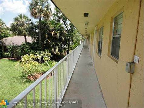 2nd image of 5162 6th Ave #315