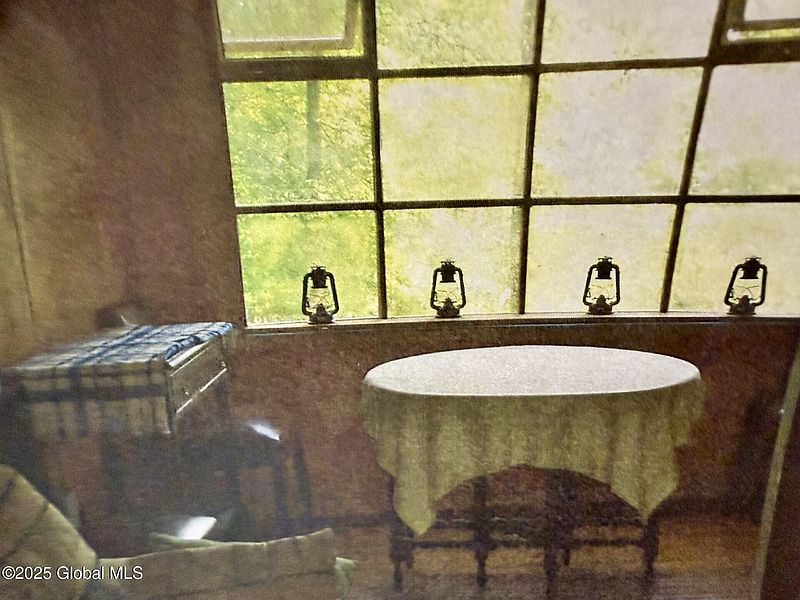 5th image of 21 Bullis Drive