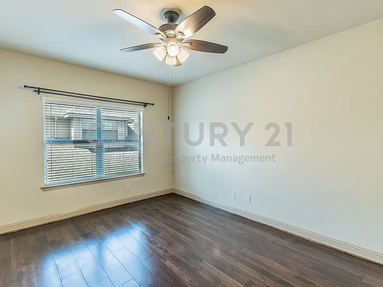 7565 Rawlins Ln — Photo 28