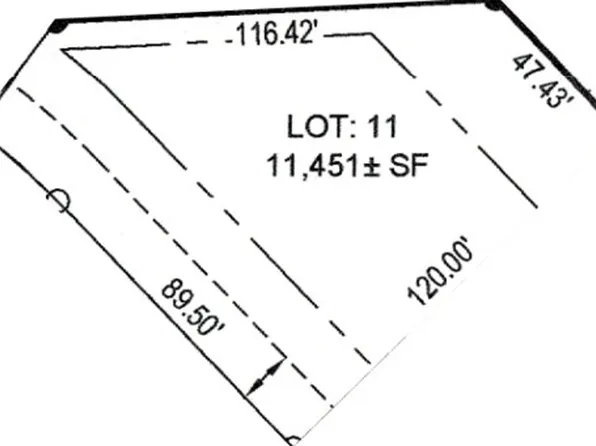 11 Blackbird Ln, Bettendorf, IA 52722