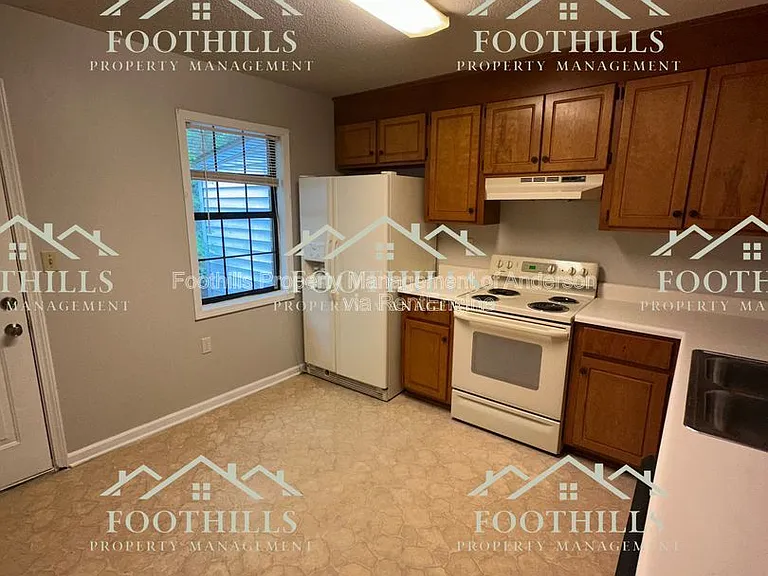 119 Woodland Dr #B — Photo 4