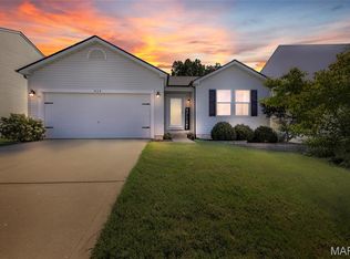 424 Red Coat Trl, Wentzville, MO 63385